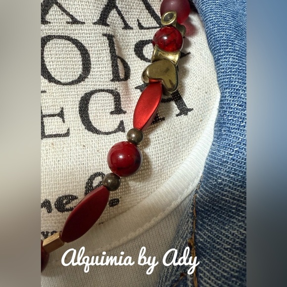Alquimia Red and Gold Necklace - Picture 3 of 4